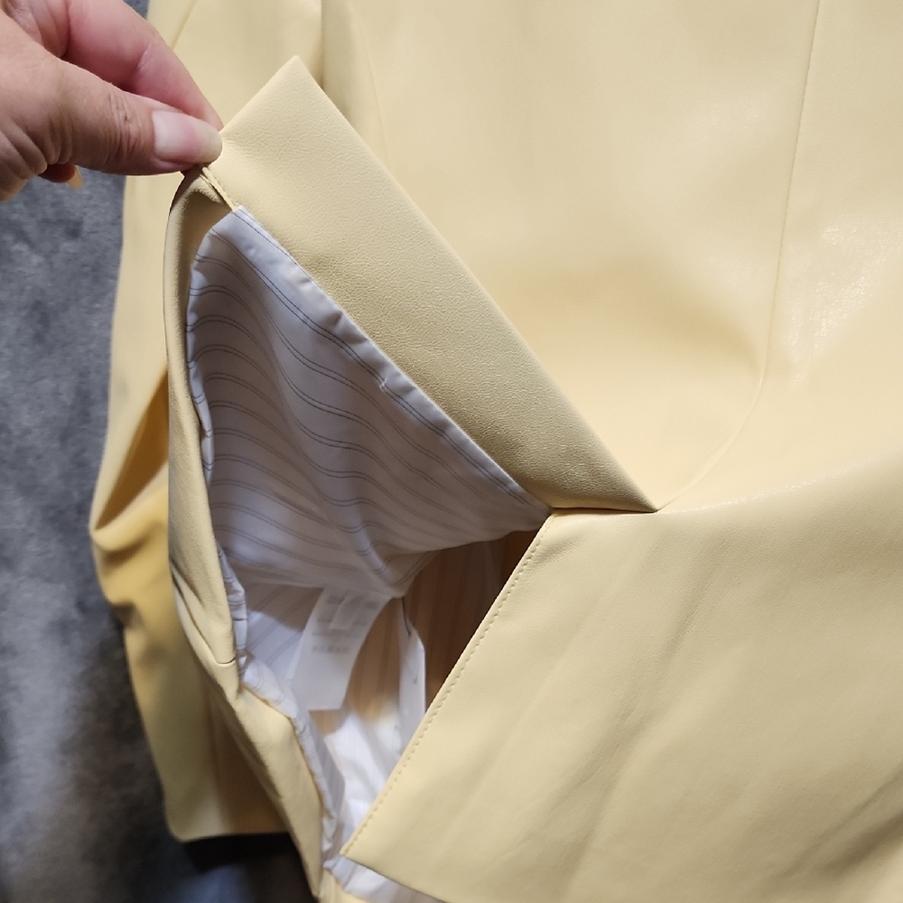 DKNY Light Yellow Double-Breasted Blazer Size 8 New With Tags - Picture 7 of 14